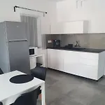 Tiszavirag Ueduelohaz *