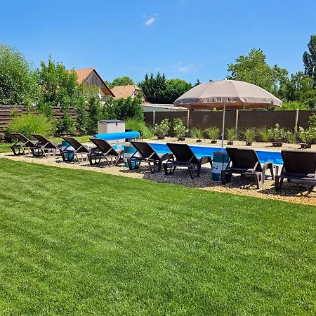 Tiszavirag Ueduelohaz *