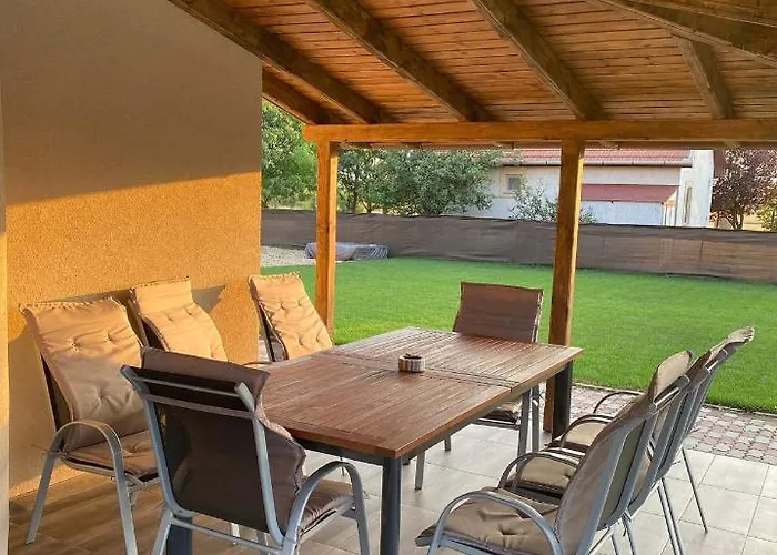 Prázdninový dům Tiszavirag Ueduelohaz *